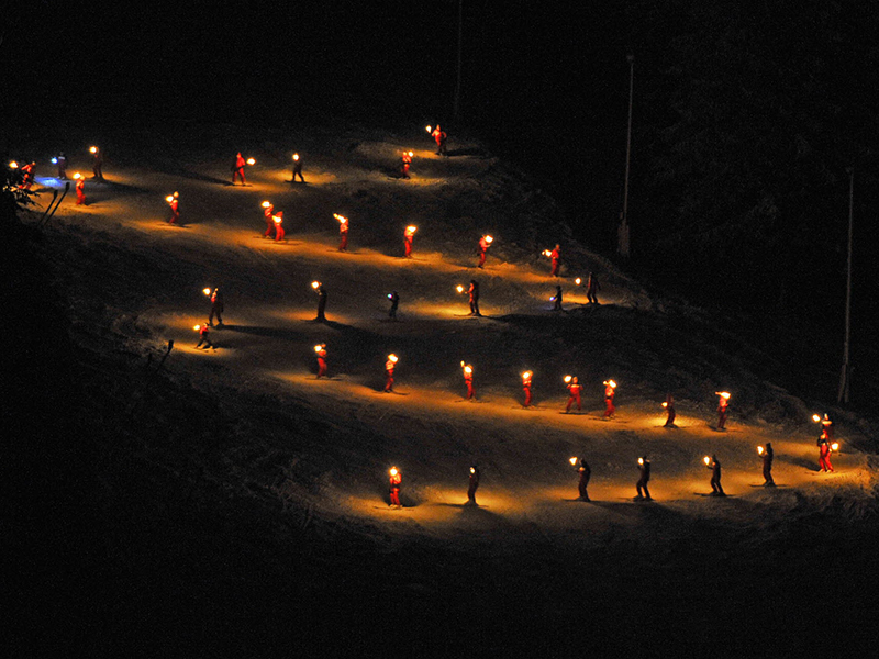 Torchlight descent